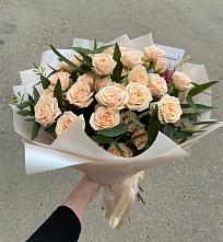 Букет Кремовые розы Латте в Тамани