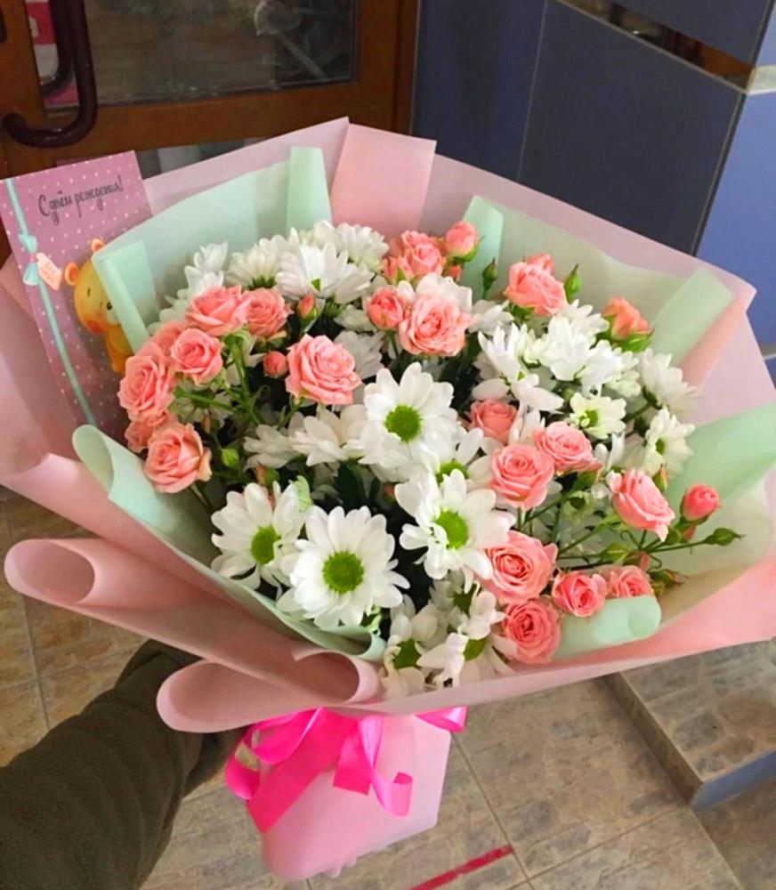 Букет цветов из: Розы и Хризантемы в Тамани