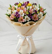 Букет цветов из:  Альстромерии в Тамани
