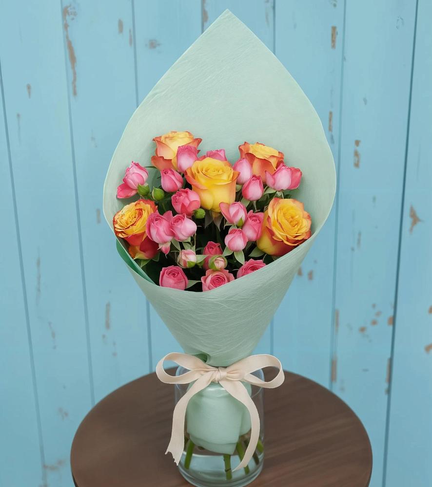 Букет цветов из: Розы в Тамани