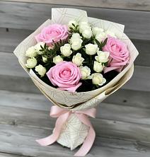 Букет цветов из:  Розы в Тамани