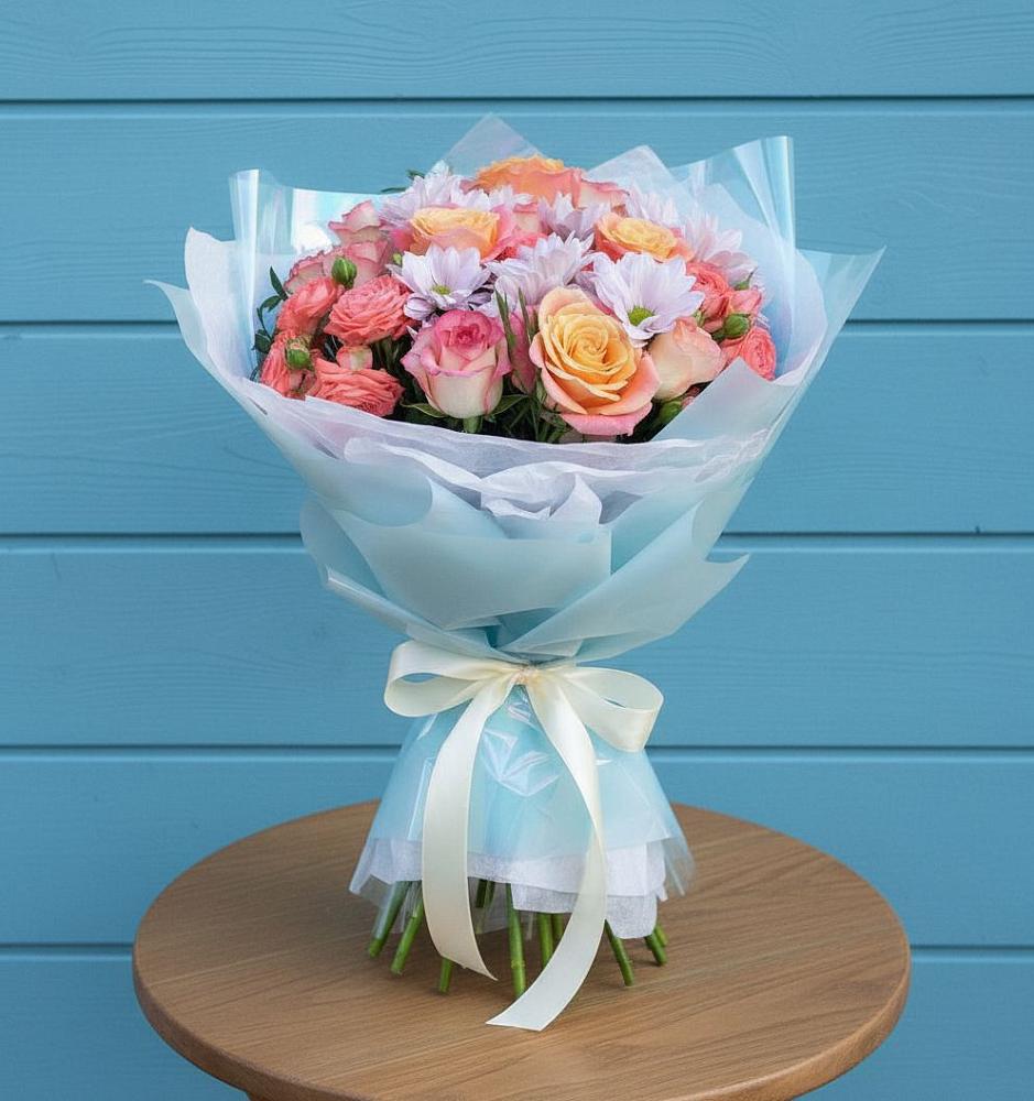 Букет цветов из: Хризантемы и Розы в Тамани