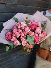 Букет цветов из:  Розы #REPLACE_PRED# Тамани