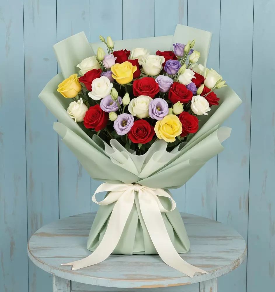 Букет цветов из: Розы в Тамани